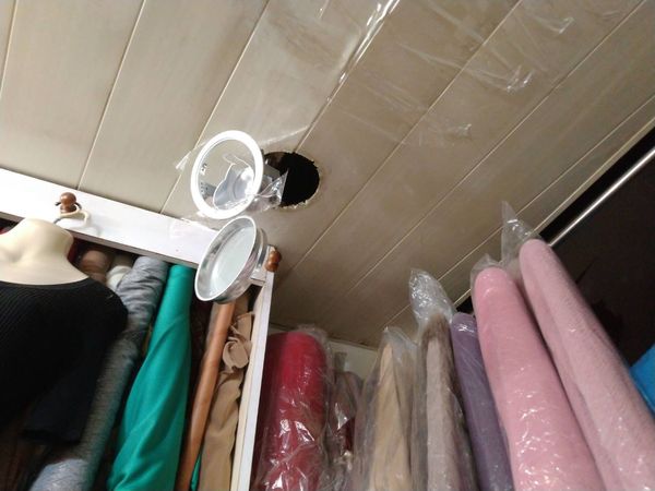 ▲▼黑白小貓受困夾層3天！「喵叫聲越來越小」　店家急通報動保處。（圖／新北市動保處提供）