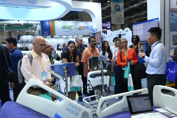 2025台灣國際醫療暨健康照護展首度打造寵物醫療用品專區（圖／外貿協會提供）